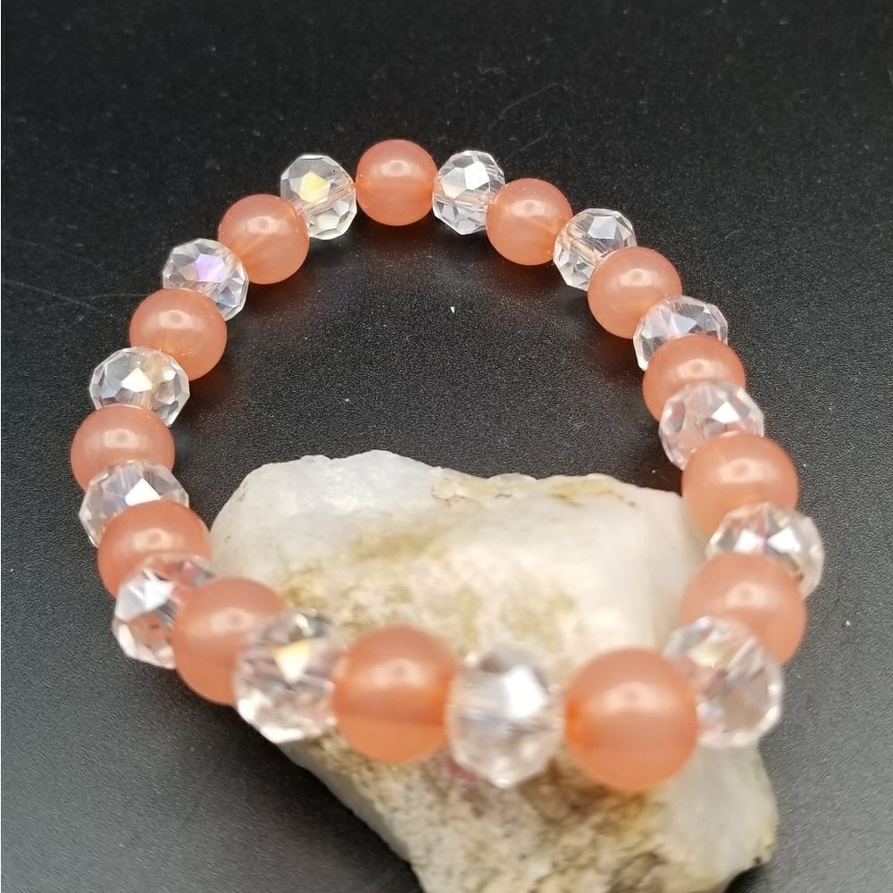 Attention grabber luscious southern peach bracelet. B507